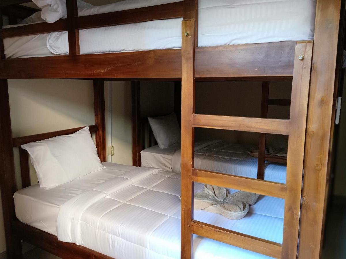 Happy Penida Hostel 2 Toyapakeh Ngoại thất bức ảnh