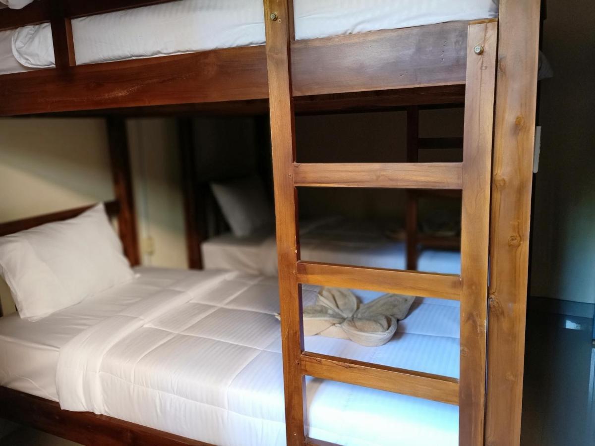 Happy Penida Hostel 2 Toyapakeh Ngoại thất bức ảnh