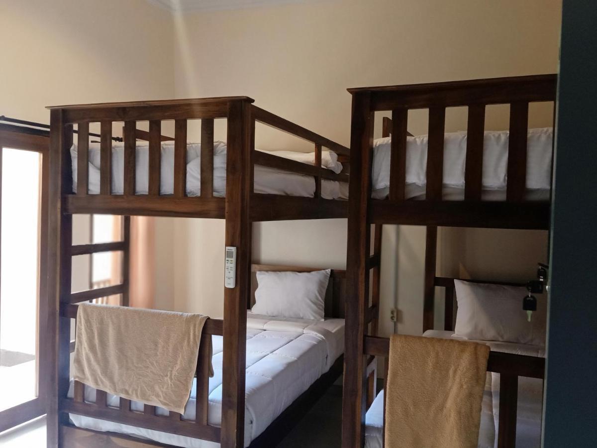 Happy Penida Hostel 2 Toyapakeh Ngoại thất bức ảnh